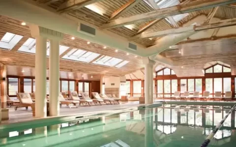 Marriott Hotels with Pools In New York City
